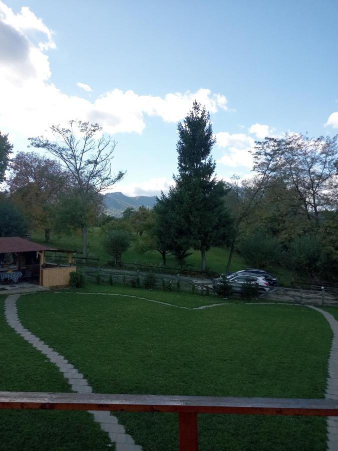 Vila Rem Bran  Buitenkant foto